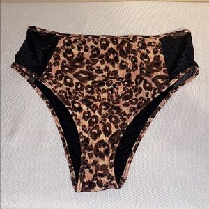 Aerie womens bikini bottom medium Animal Print High Cut cheeky black tan NWT